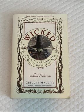Wicked The Book Gregory McGuire